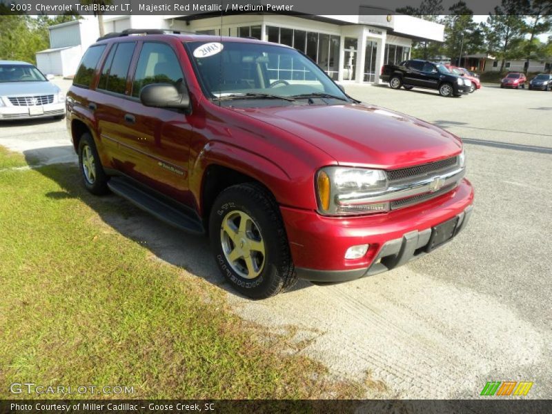 Majestic Red Metallic / Medium Pewter 2003 Chevrolet TrailBlazer LT