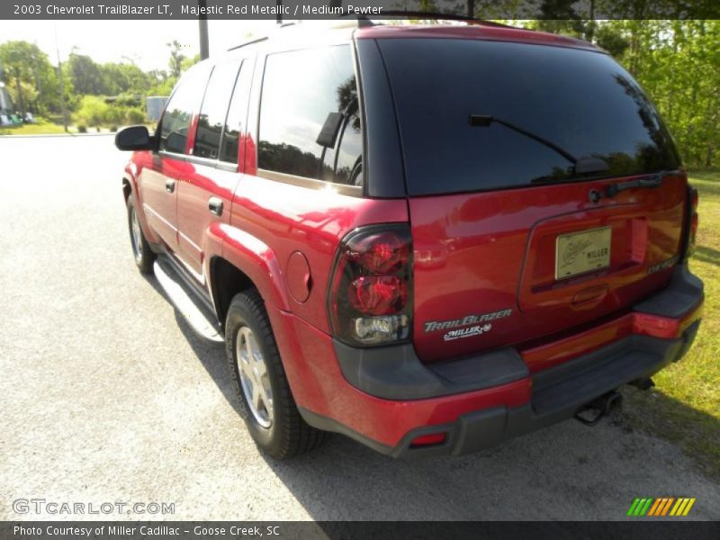 Majestic Red Metallic / Medium Pewter 2003 Chevrolet TrailBlazer LT