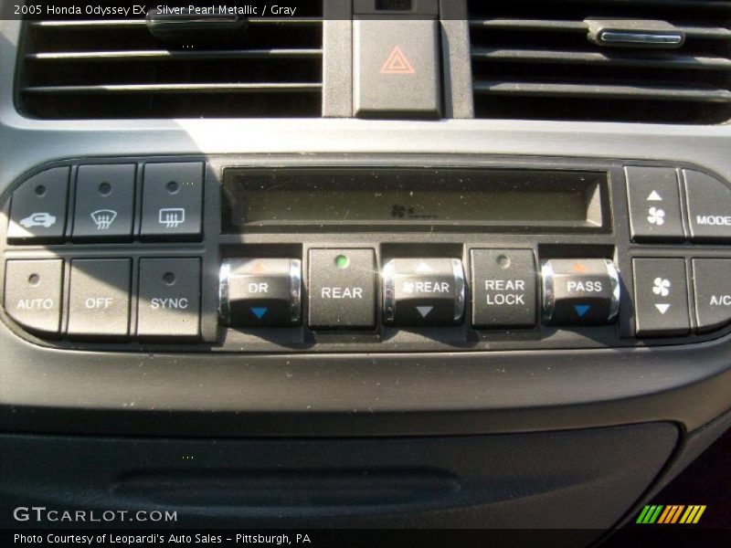 Silver Pearl Metallic / Gray 2005 Honda Odyssey EX