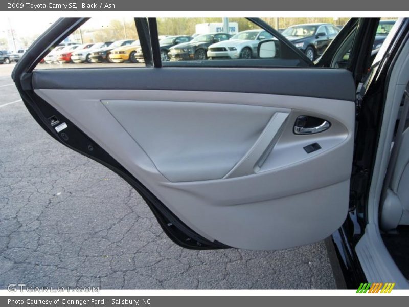 Black / Ash 2009 Toyota Camry SE