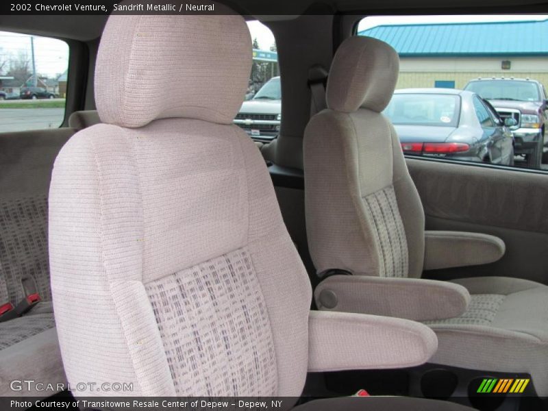 Sandrift Metallic / Neutral 2002 Chevrolet Venture