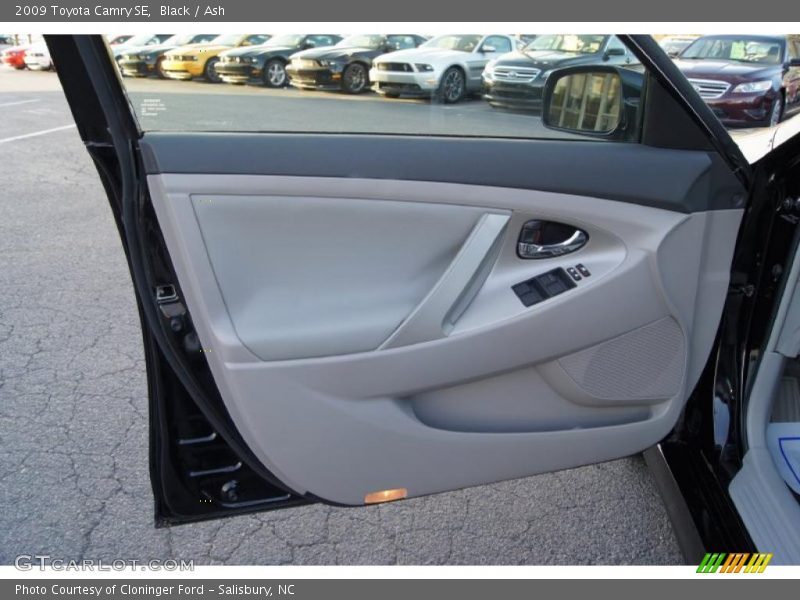 Black / Ash 2009 Toyota Camry SE