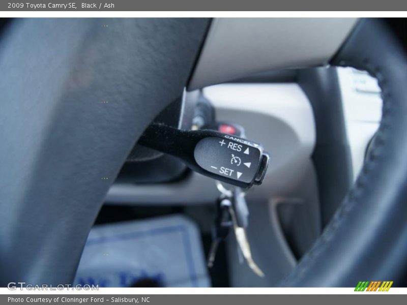 Black / Ash 2009 Toyota Camry SE