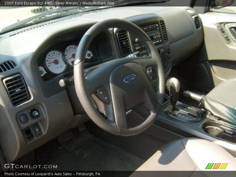 Silver Metallic / Medium/Dark Flint 2007 Ford Escape XLS 4WD