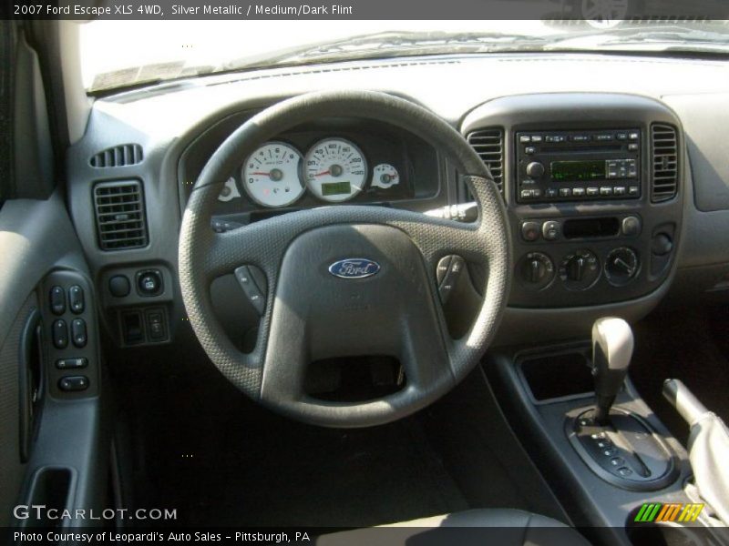 Silver Metallic / Medium/Dark Flint 2007 Ford Escape XLS 4WD