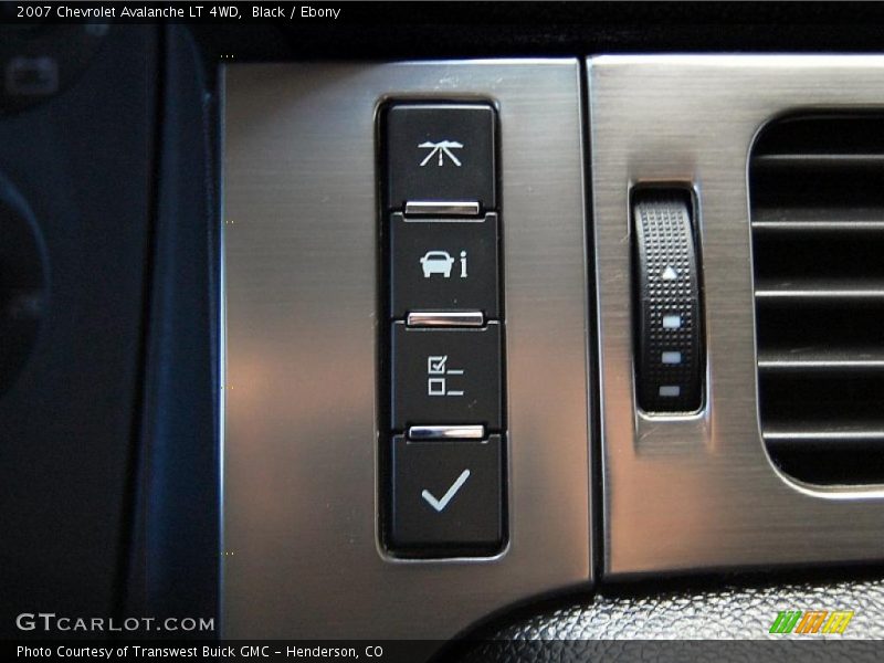 Black / Ebony 2007 Chevrolet Avalanche LT 4WD