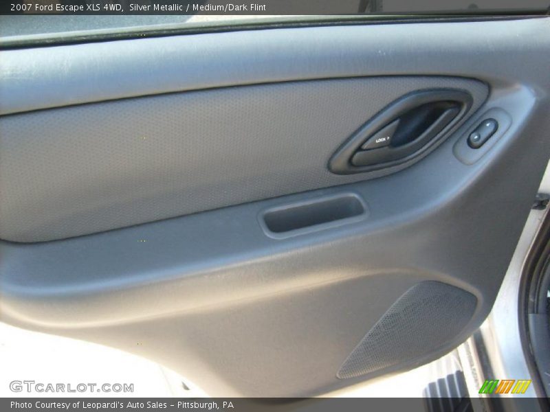 Silver Metallic / Medium/Dark Flint 2007 Ford Escape XLS 4WD