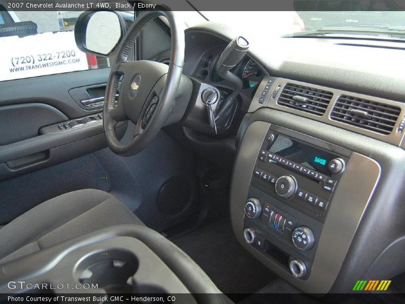 Black / Ebony 2007 Chevrolet Avalanche LT 4WD