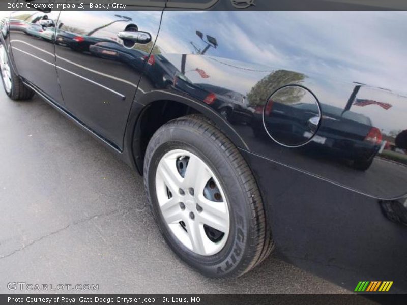 Black / Gray 2007 Chevrolet Impala LS