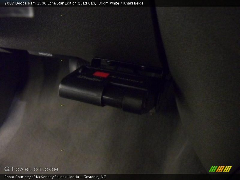 Bright White / Khaki Beige 2007 Dodge Ram 1500 Lone Star Edition Quad Cab