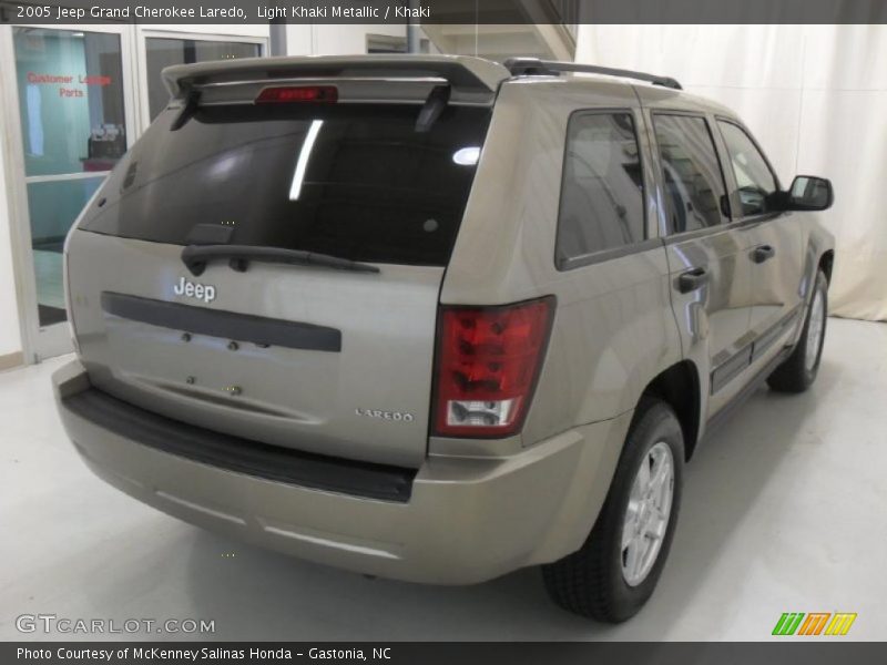 Light Khaki Metallic / Khaki 2005 Jeep Grand Cherokee Laredo