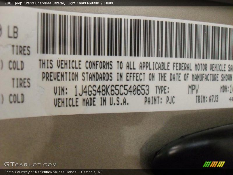 Light Khaki Metallic / Khaki 2005 Jeep Grand Cherokee Laredo