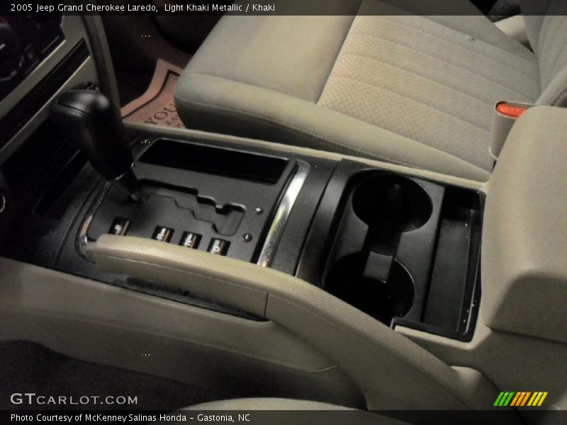 Light Khaki Metallic / Khaki 2005 Jeep Grand Cherokee Laredo