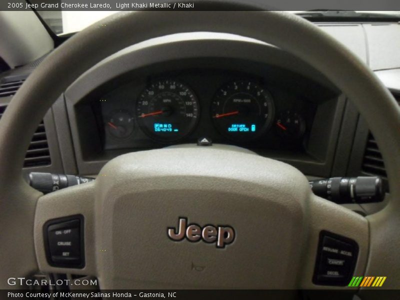 Light Khaki Metallic / Khaki 2005 Jeep Grand Cherokee Laredo