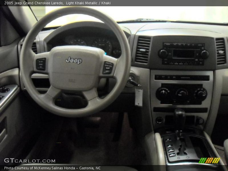 Light Khaki Metallic / Khaki 2005 Jeep Grand Cherokee Laredo