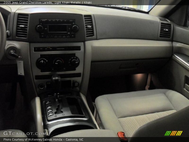 Light Khaki Metallic / Khaki 2005 Jeep Grand Cherokee Laredo
