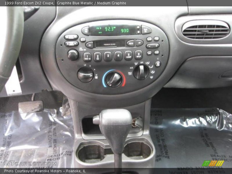 Controls of 1999 Escort ZX2 Coupe