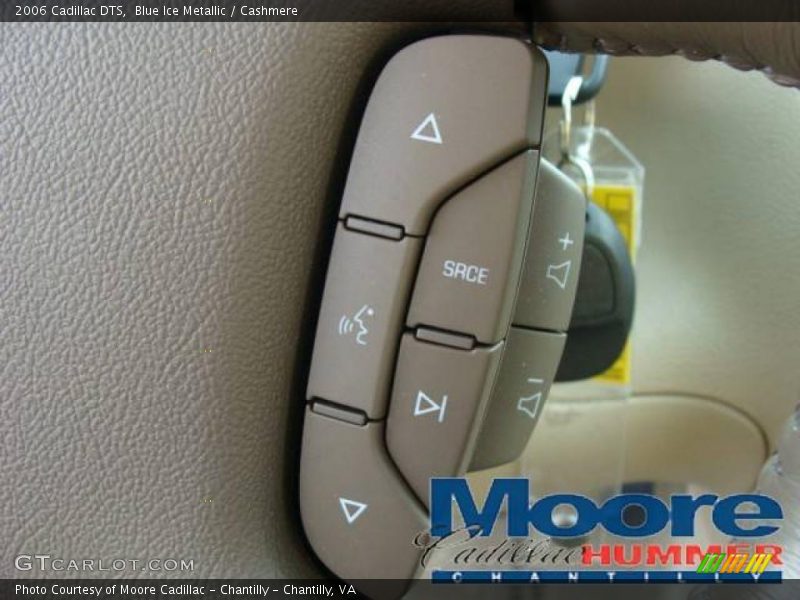 Blue Ice Metallic / Cashmere 2006 Cadillac DTS