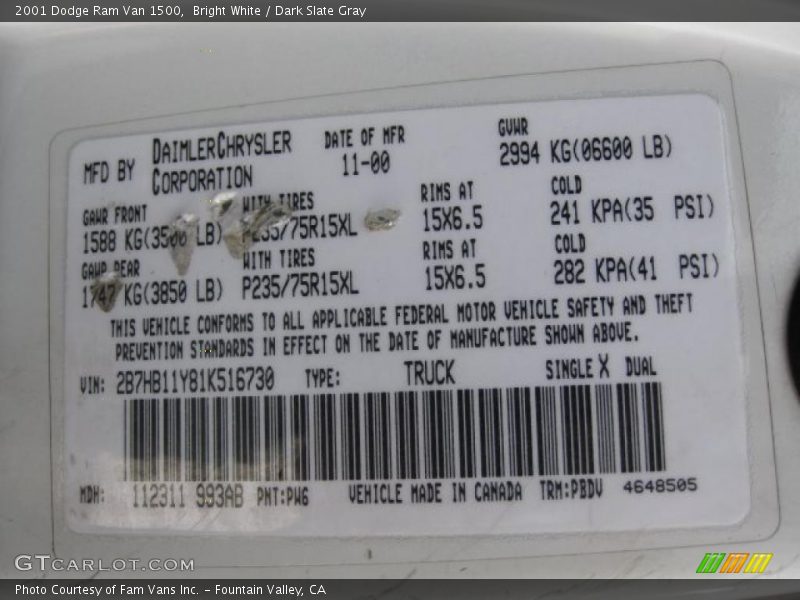 Bright White / Dark Slate Gray 2001 Dodge Ram Van 1500
