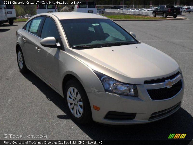 Gold Mist Metallic / Jet Black 2011 Chevrolet Cruze LT