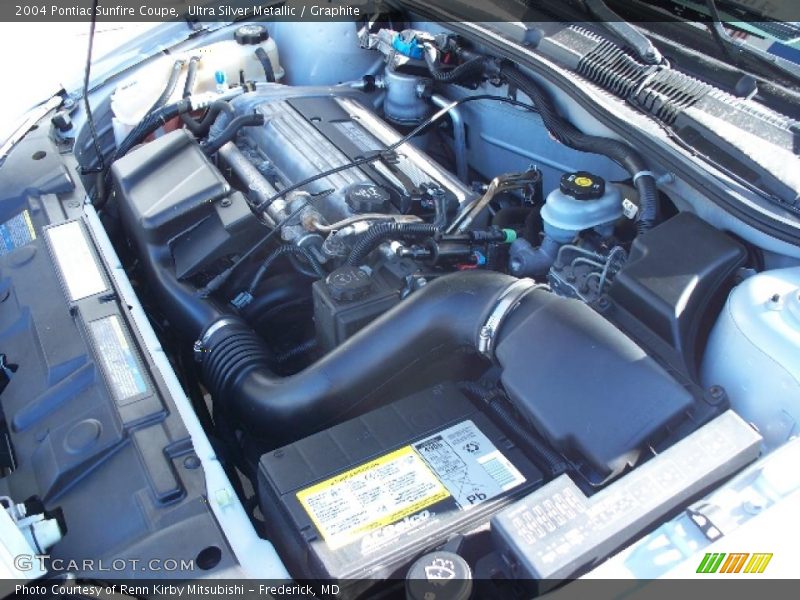 Ultra Silver Metallic / Graphite 2004 Pontiac Sunfire Coupe