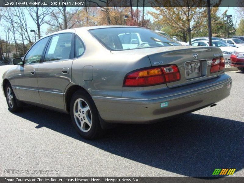 Sable Pearl / Ivory 1999 Toyota Avalon XLS