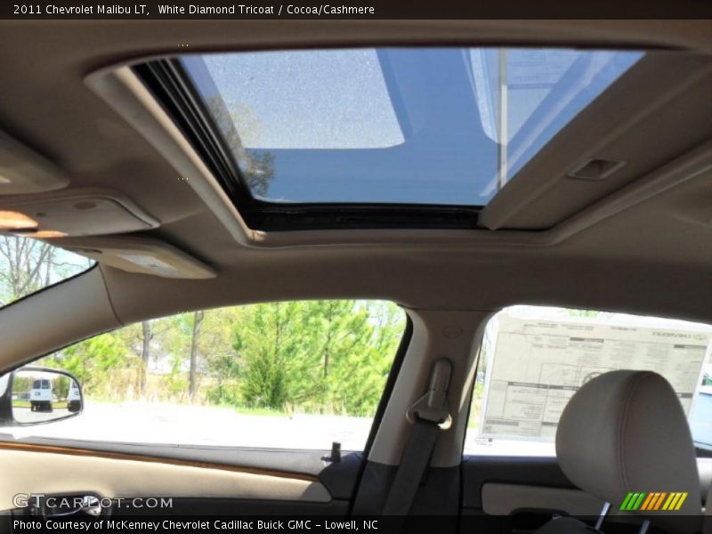 White Diamond Tricoat / Cocoa/Cashmere 2011 Chevrolet Malibu LT