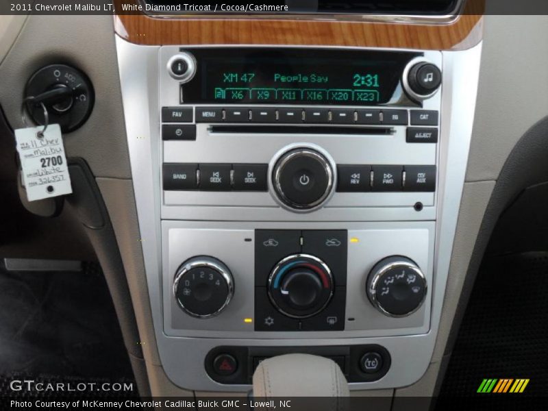 White Diamond Tricoat / Cocoa/Cashmere 2011 Chevrolet Malibu LT