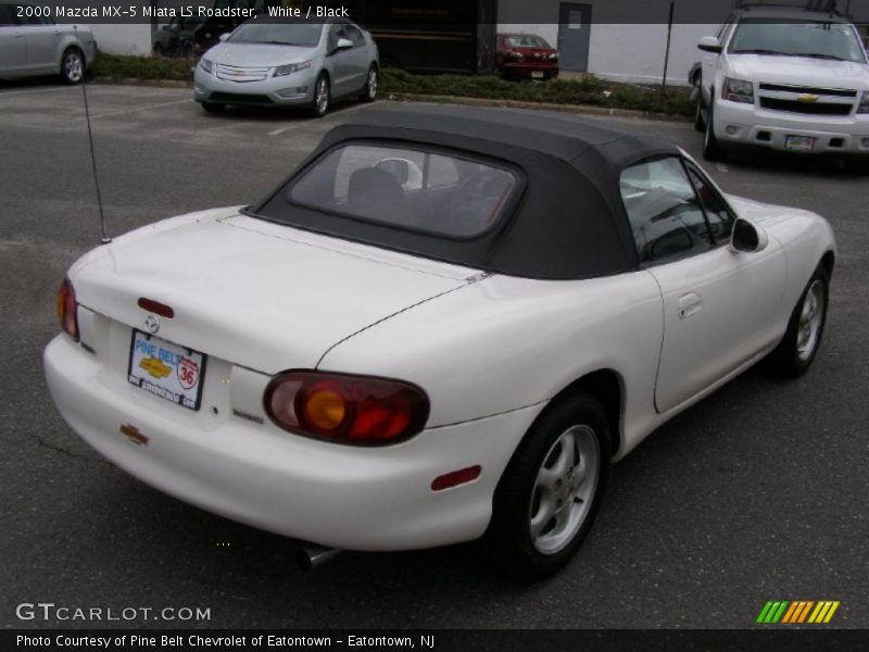 White / Black 2000 Mazda MX-5 Miata LS Roadster