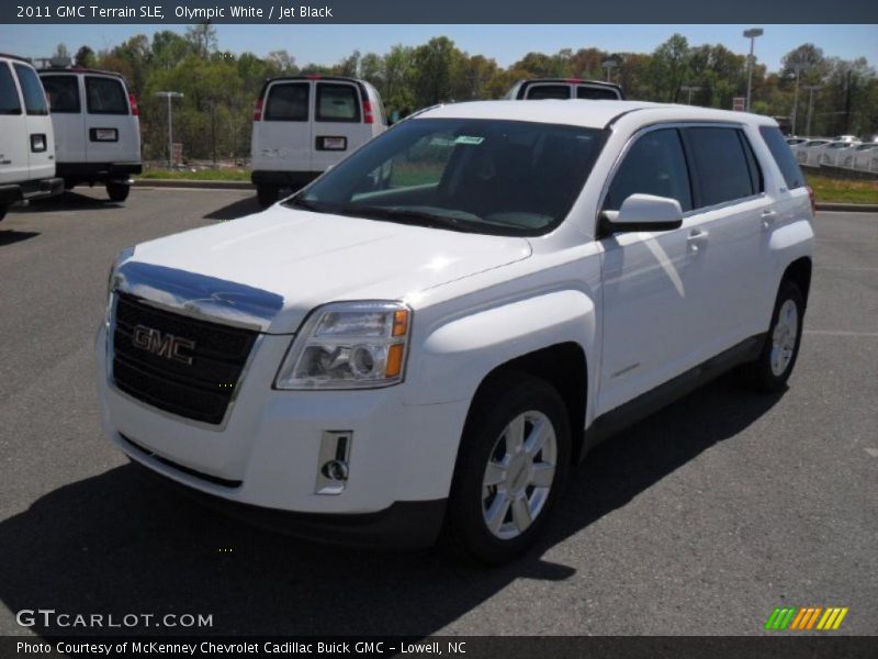 Olympic White / Jet Black 2011 GMC Terrain SLE