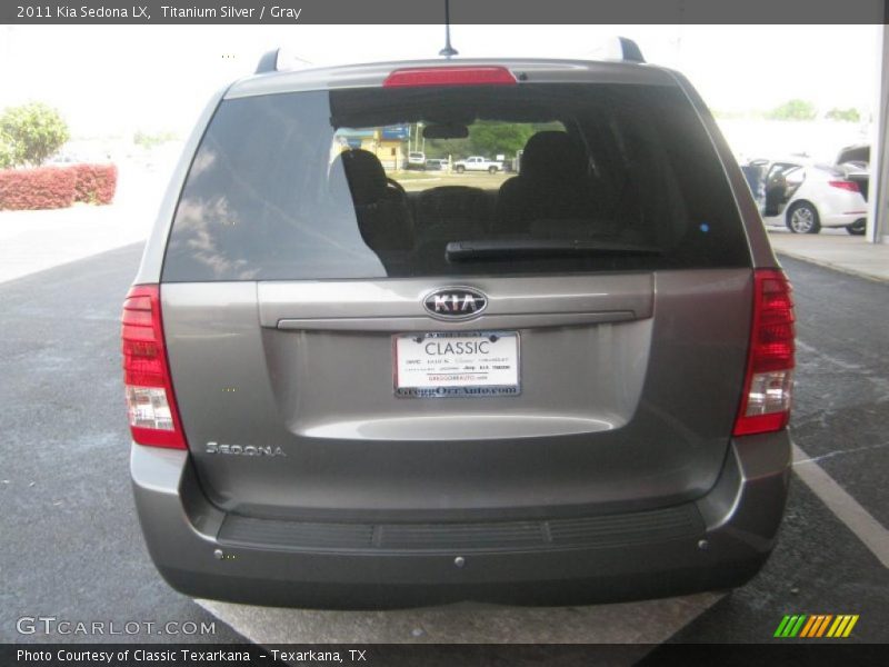 Titanium Silver / Gray 2011 Kia Sedona LX
