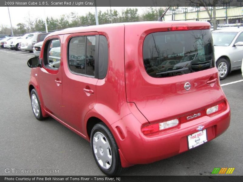 Scarlet Red / Light Gray 2009 Nissan Cube 1.8 S