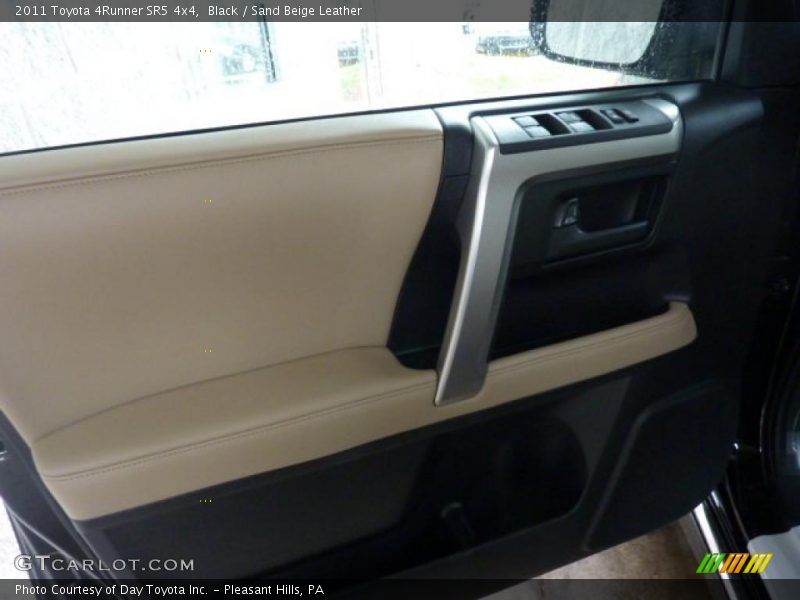Black / Sand Beige Leather 2011 Toyota 4Runner SR5 4x4