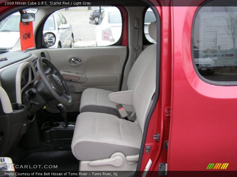 Scarlet Red / Light Gray 2009 Nissan Cube 1.8 S