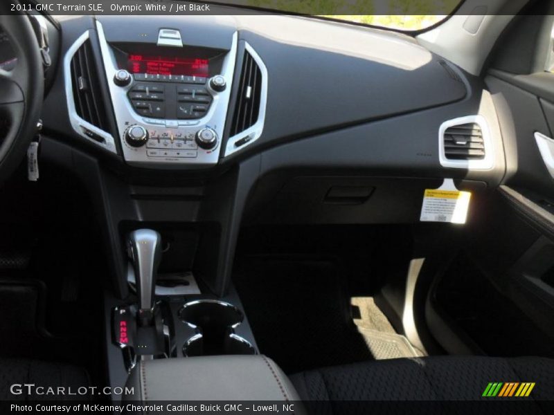 Olympic White / Jet Black 2011 GMC Terrain SLE