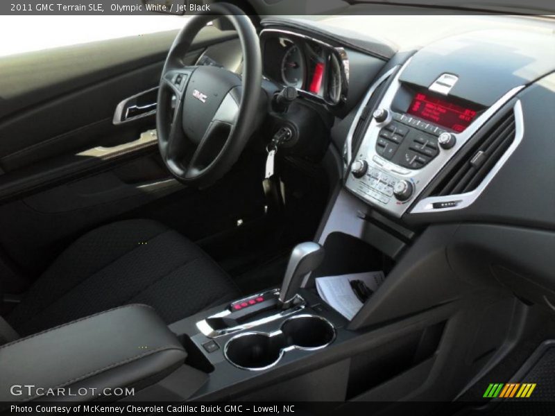 Olympic White / Jet Black 2011 GMC Terrain SLE