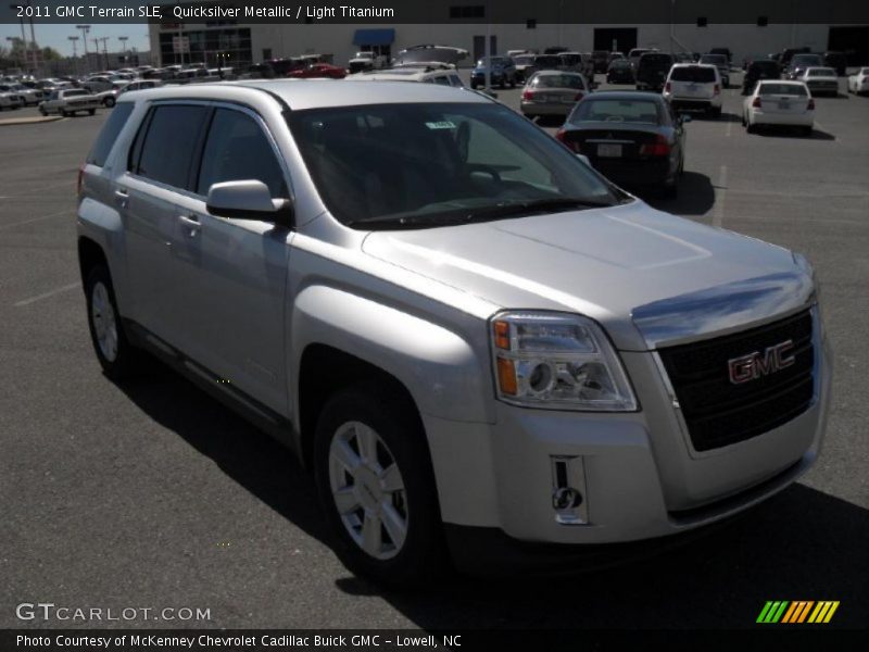 Quicksilver Metallic / Light Titanium 2011 GMC Terrain SLE