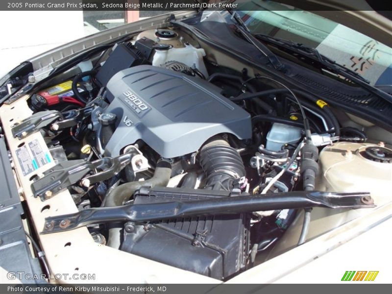 Sedona Beige Metallic / Parchment/Dark Pewter 2005 Pontiac Grand Prix Sedan