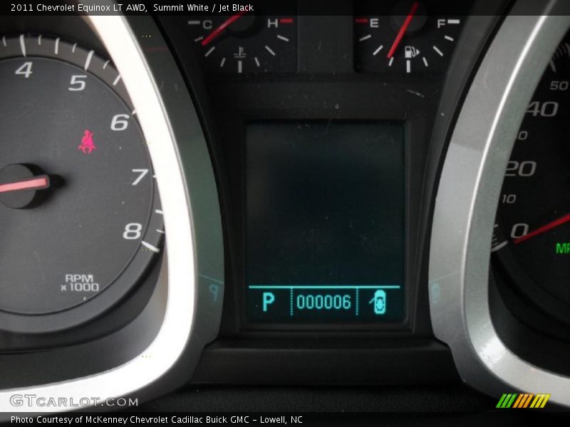 Summit White / Jet Black 2011 Chevrolet Equinox LT AWD