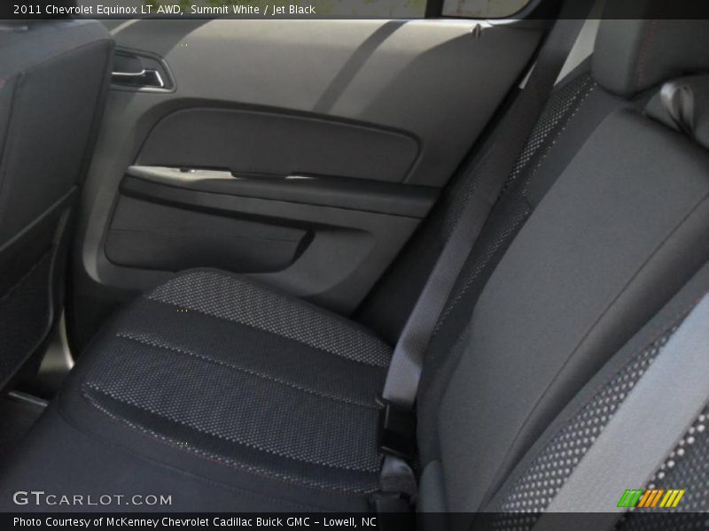 Summit White / Jet Black 2011 Chevrolet Equinox LT AWD