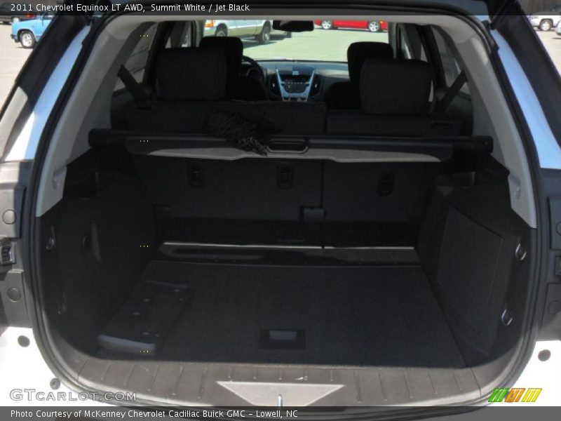 Summit White / Jet Black 2011 Chevrolet Equinox LT AWD