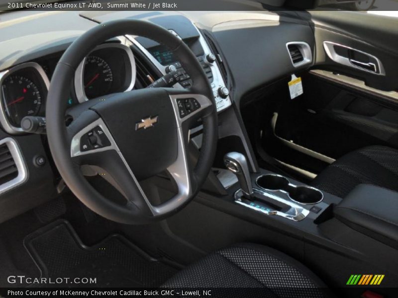 Summit White / Jet Black 2011 Chevrolet Equinox LT AWD