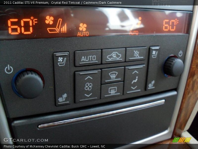 Controls of 2011 STS V6 Premium