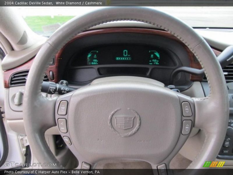 White Diamond / Cashmere 2004 Cadillac DeVille Sedan