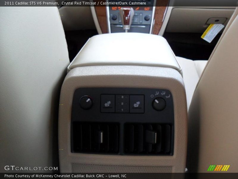 Controls of 2011 STS V6 Premium