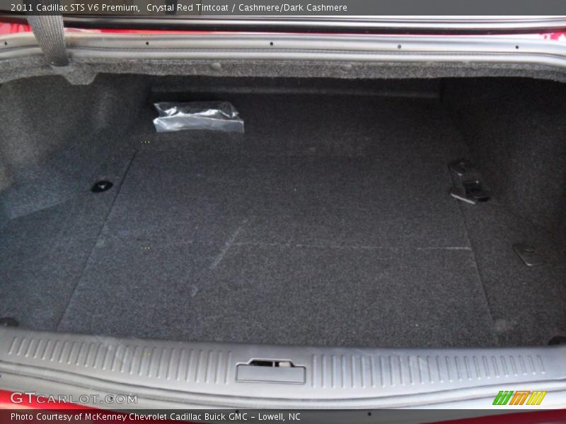  2011 STS V6 Premium Trunk
