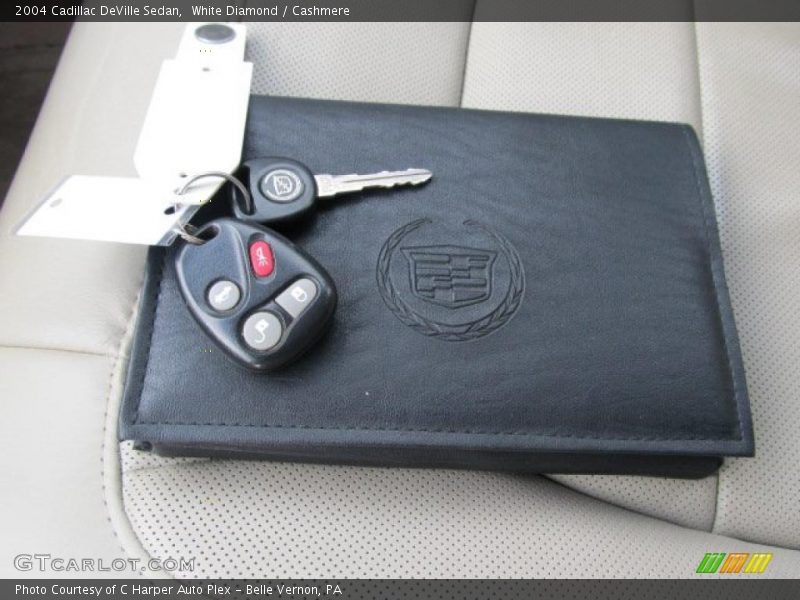 White Diamond / Cashmere 2004 Cadillac DeVille Sedan