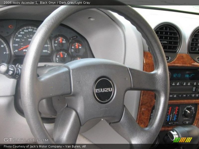 Black Onyx / Dark Gray/Light Gray 2006 Isuzu Ascender S