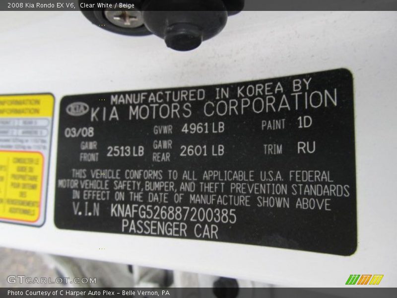 Clear White / Beige 2008 Kia Rondo EX V6