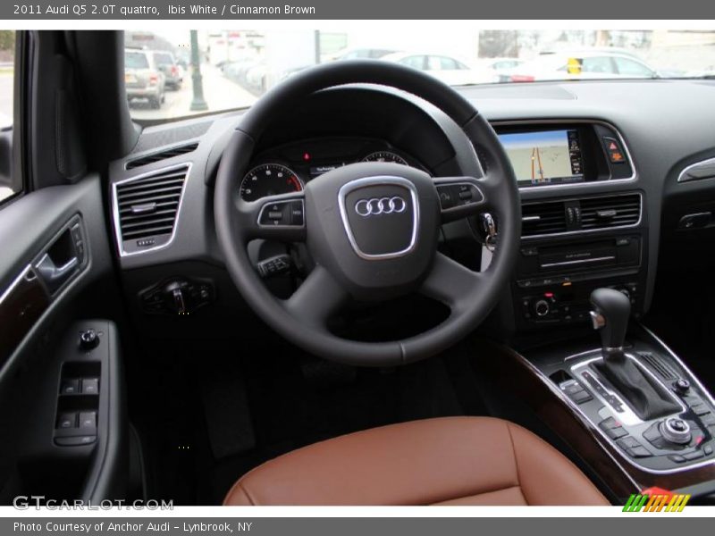 Dashboard of 2011 Q5 2.0T quattro